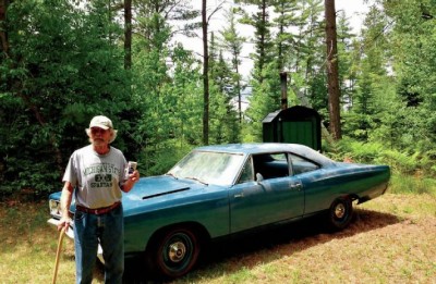 1968-plymouth-road-runner-hemi-front-driver-side-with-original-owner-joe-grass[1].jpg